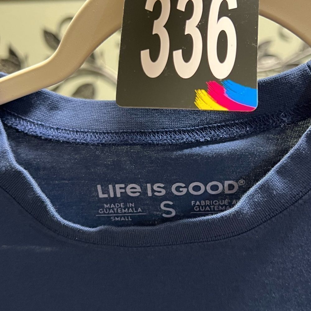 EUC Life is Good “ I Like It Here” Navy Long Sleeve Shirt Small #336 - Picture 3 of 6